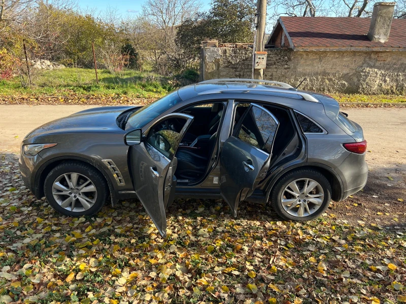 Infiniti Fx 35 FACELIFT ПРОМО !, снимка 10 - Автомобили и джипове - 48106928