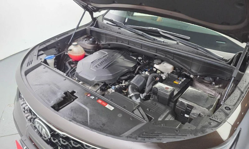 Kia Sorento Diesel 2.2 2WD Prestige, снимка 6 - Автомобили и джипове - 52107795