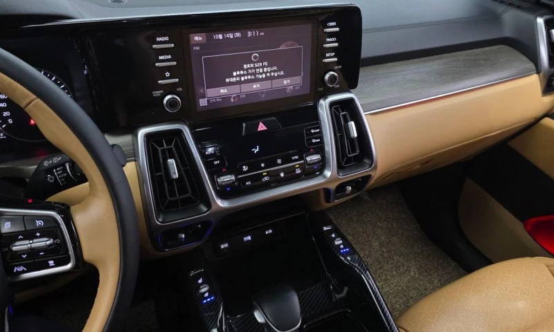 Kia Sorento Diesel 2.2 2WD Prestige, снимка 14 - Автомобили и джипове - 52107795