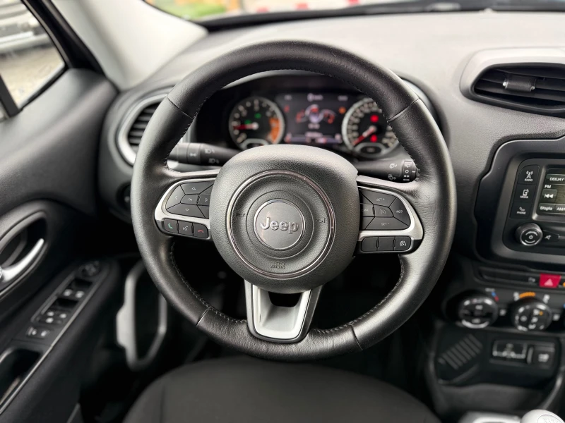 Jeep Renegade 1.6M-JET 16V DIESEL LIMITED !!!! ТОП СЪСТОЯНИЕ !!!, снимка 13 - Автомобили и джипове - 53338424