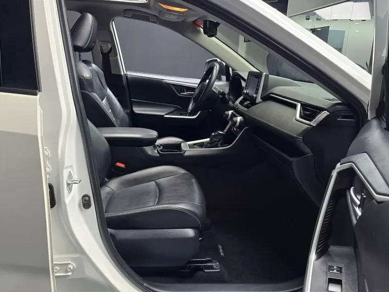 Toyota Rav4 2.5 2Wd, снимка 11 - Автомобили и джипове - 56131092