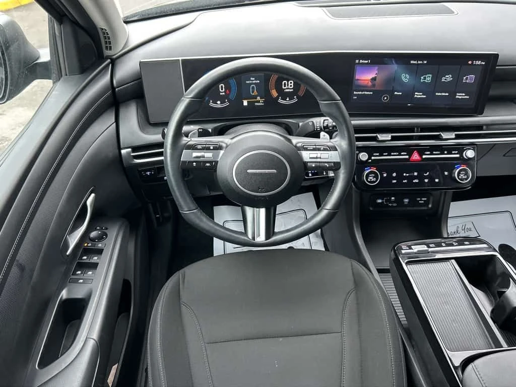 Hyundai Tucson * Preferred AWD | Starting from 4.49% OAC * CARFAX | Mobile.bg � ����������� 11