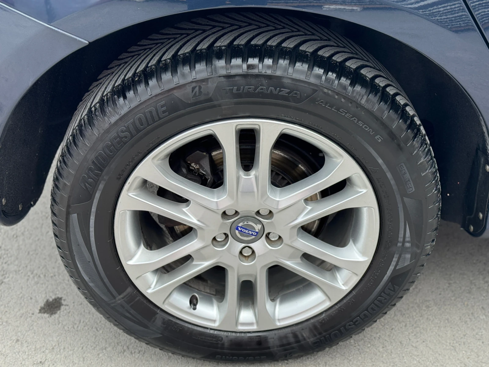 Volvo XC60 2.4 D5 Summum AWD, снимка 15 - Автомобили и джипове - 54198618