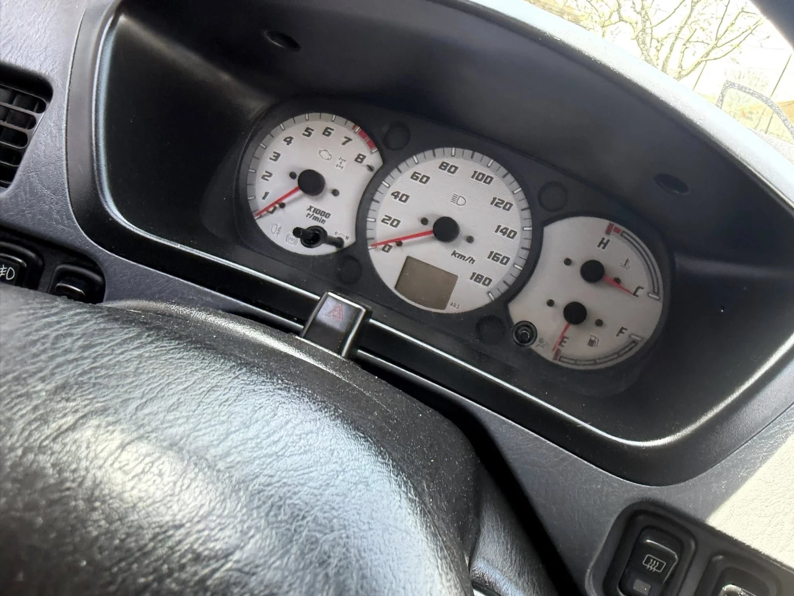 Daihatsu Terios 1.3 4x4 LPG Klima, снимка 16 - Автомобили и джипове - 54206526
