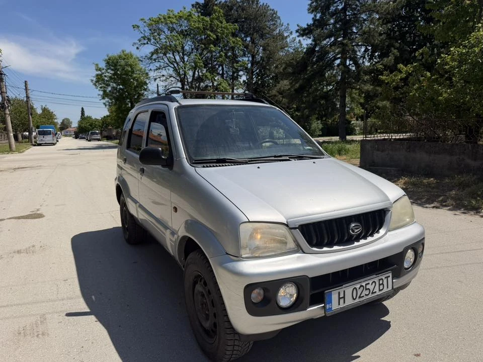 Daihatsu Terios 1.3 4x4 LPG Klima, снимка 8 - Автомобили и джипове - 54206526