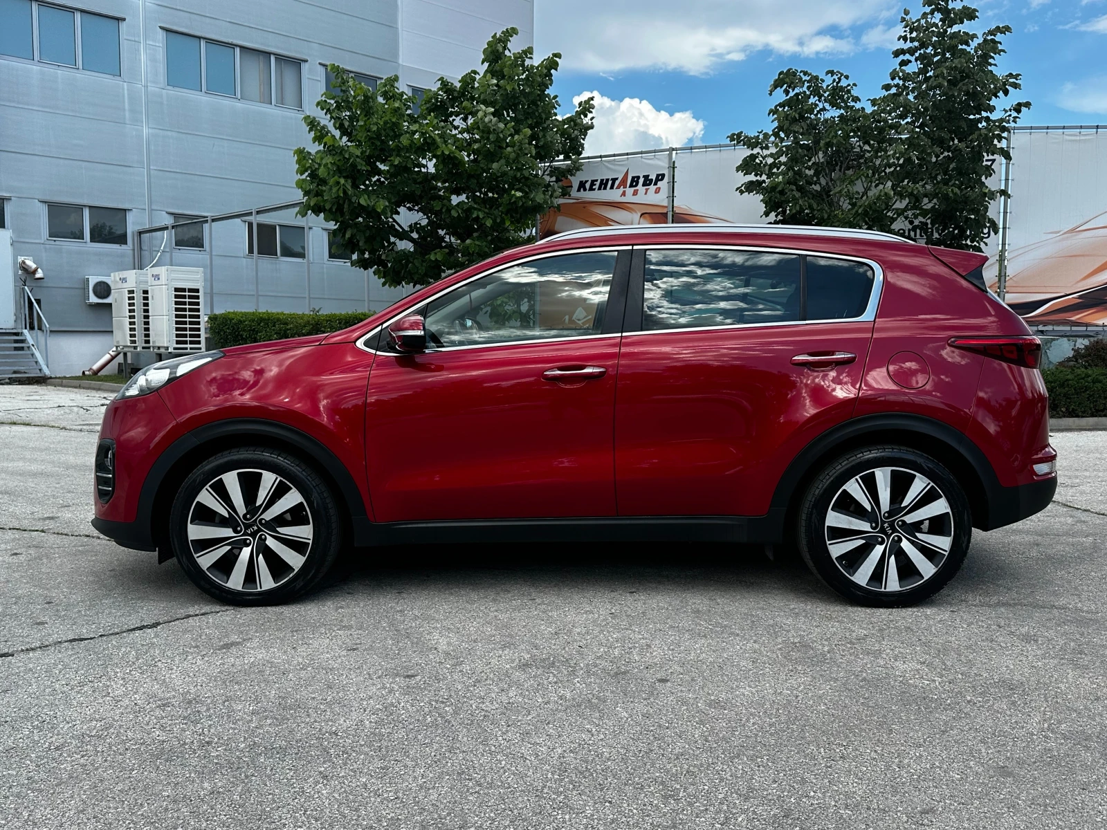 Kia Sportage 1.7d 140 к.с. , снимка 2 - Автомобили и джипове - 54709227