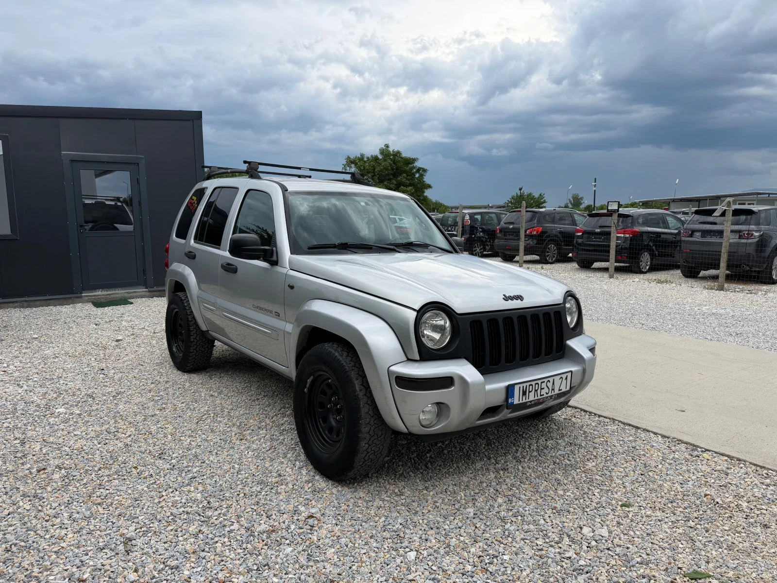Jeep Cherokee 2.8d 150kc.LIMITED EDITION , снимка 2 - Автомобили и джипове - 54728899