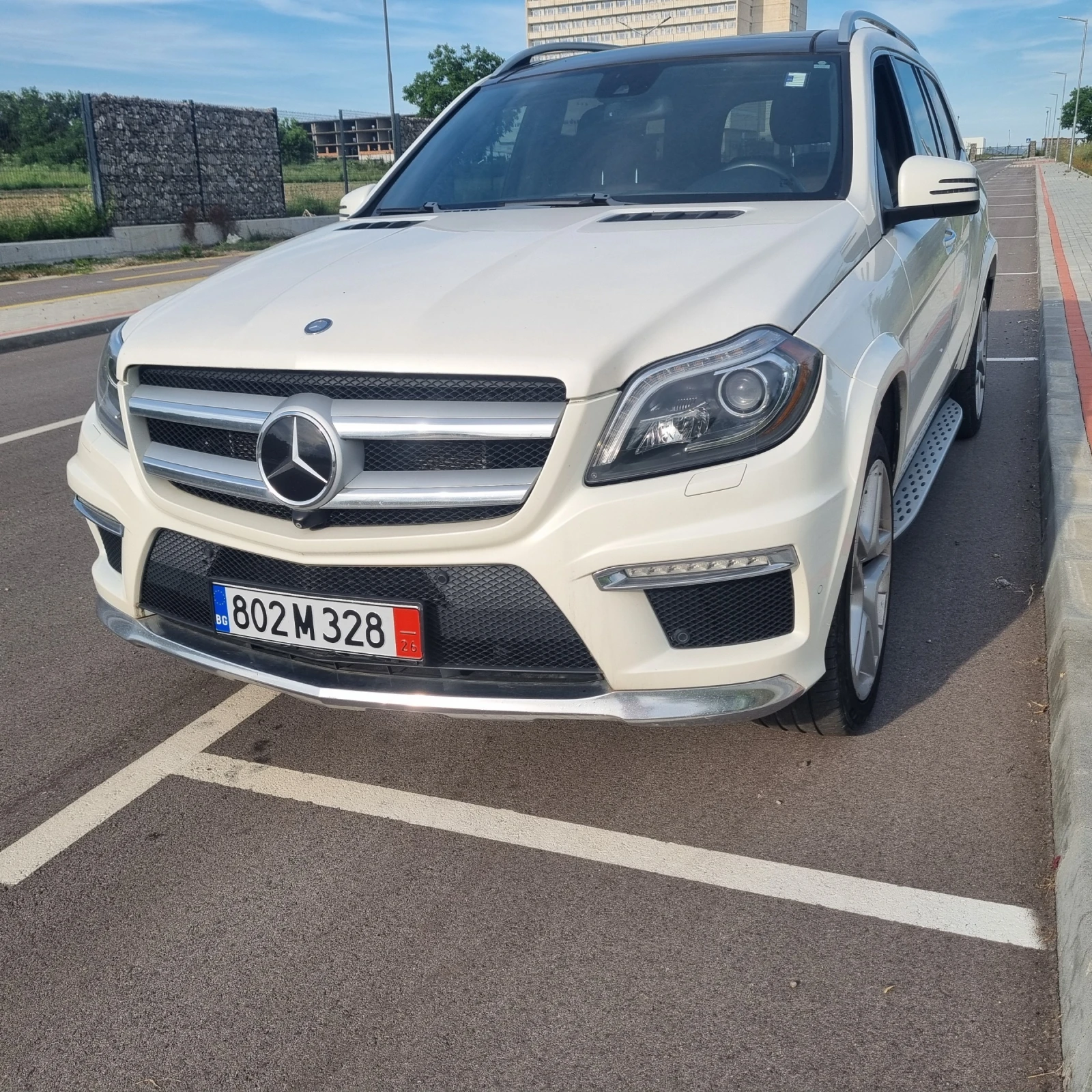 Mercedes-Benz GL 550 4.7-литров V8 Biturbo, 7G-TRONIC  
