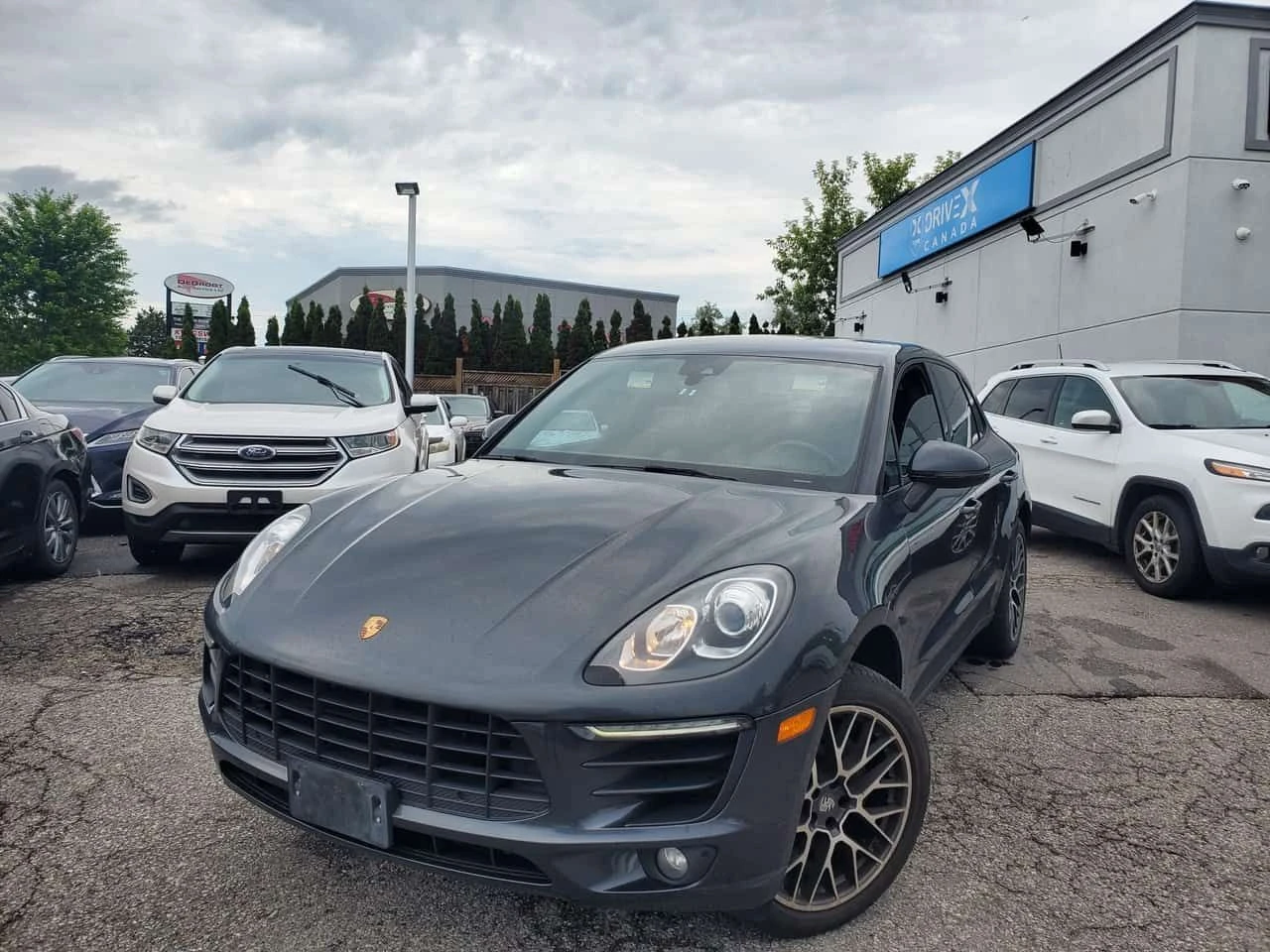 Porsche Macan * AWD 4dr * CARFAX * ОПЦИЯ ЗА ФИНАНСИРАНЕ