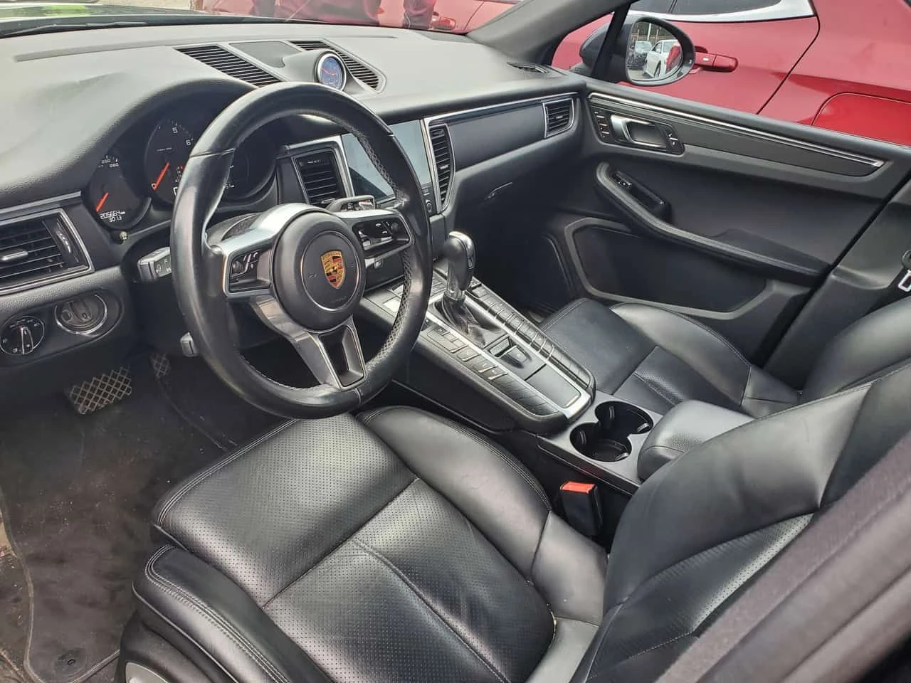 Porsche Macan * AWD 4dr * CARFAX * ОПЦИЯ ЗА ФИНАНСИРАНЕ, снимка 4 - Автомобили и джипове - 55244815