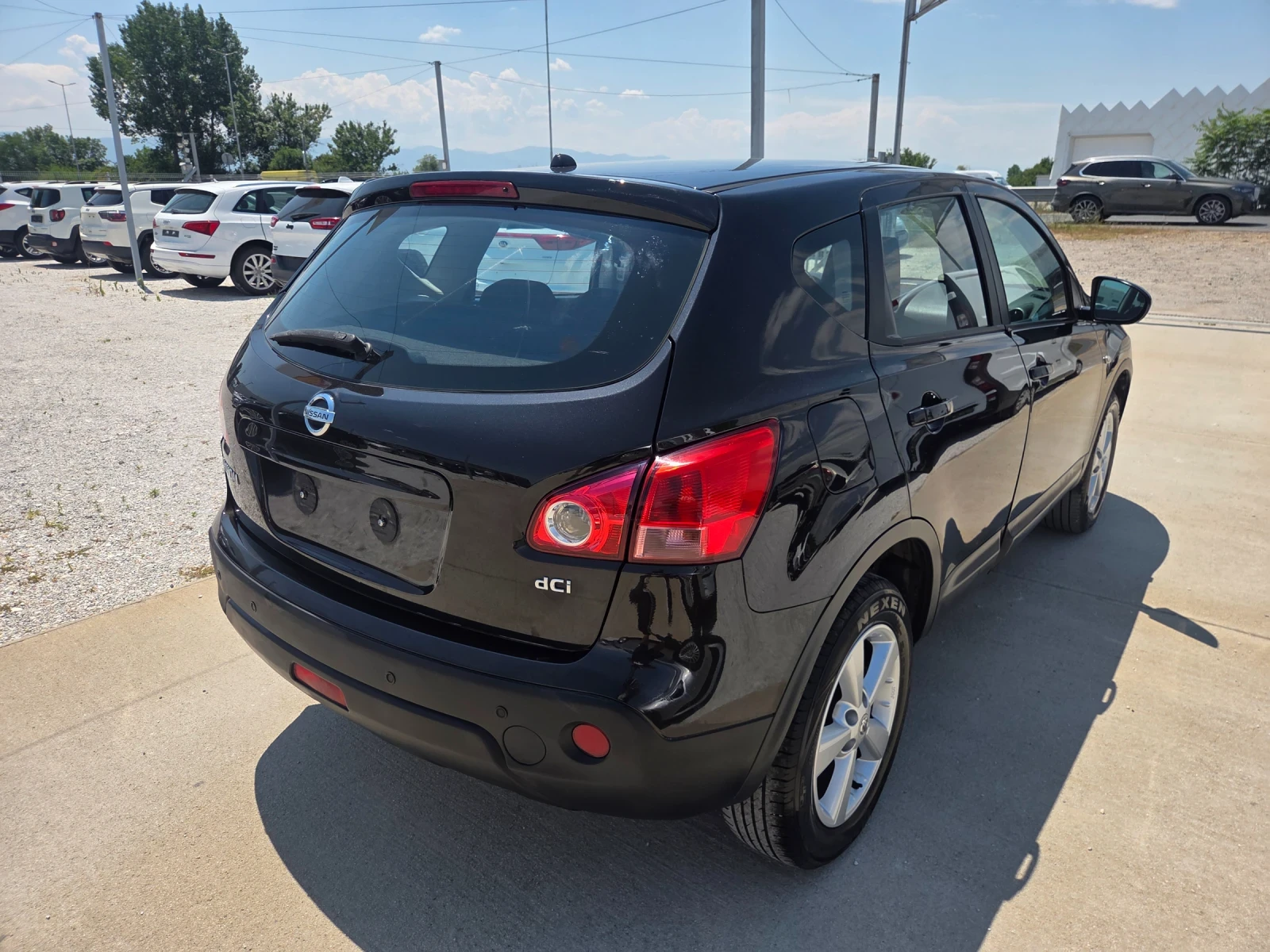 Nissan Qashqai, снимка 3 - Автомобили и джипове - 55313767