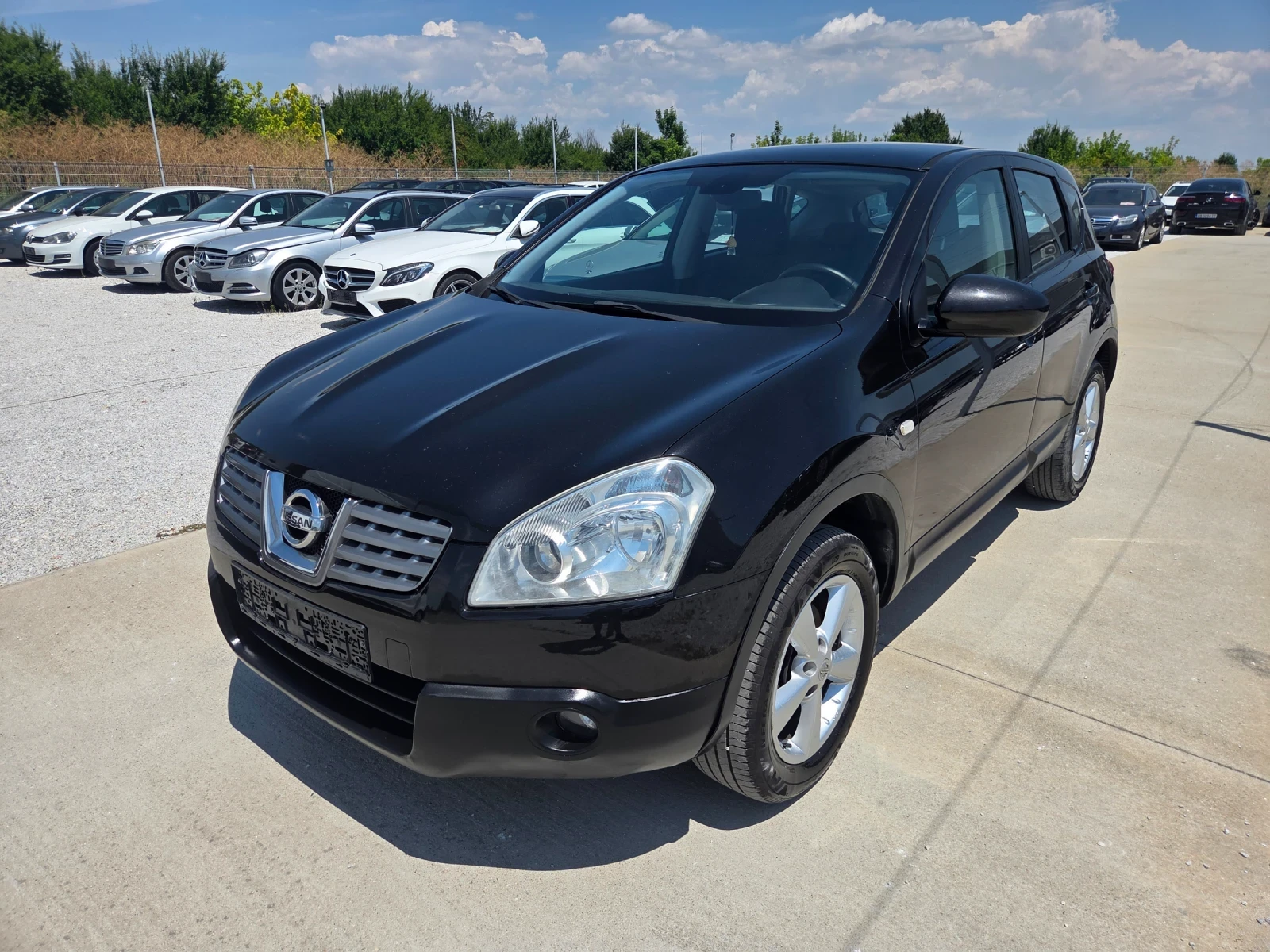 Nissan Qashqai, снимка 6 - Автомобили и джипове - 55313767