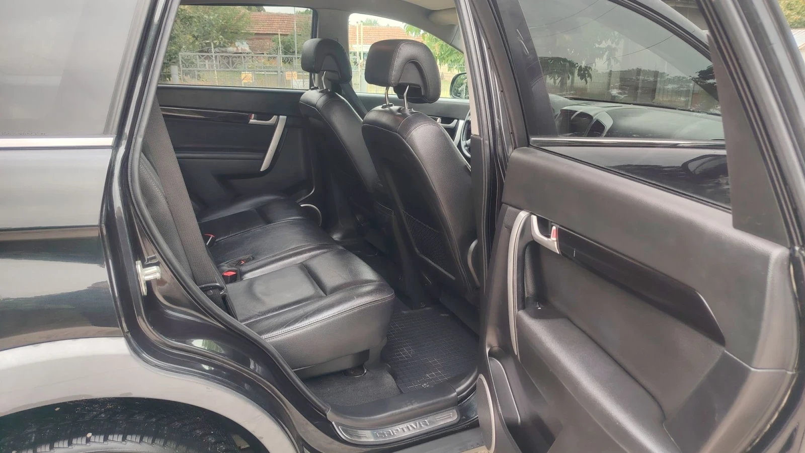 Chevrolet Captiva, снимка 13 - Автомобили и джипове - 56178870