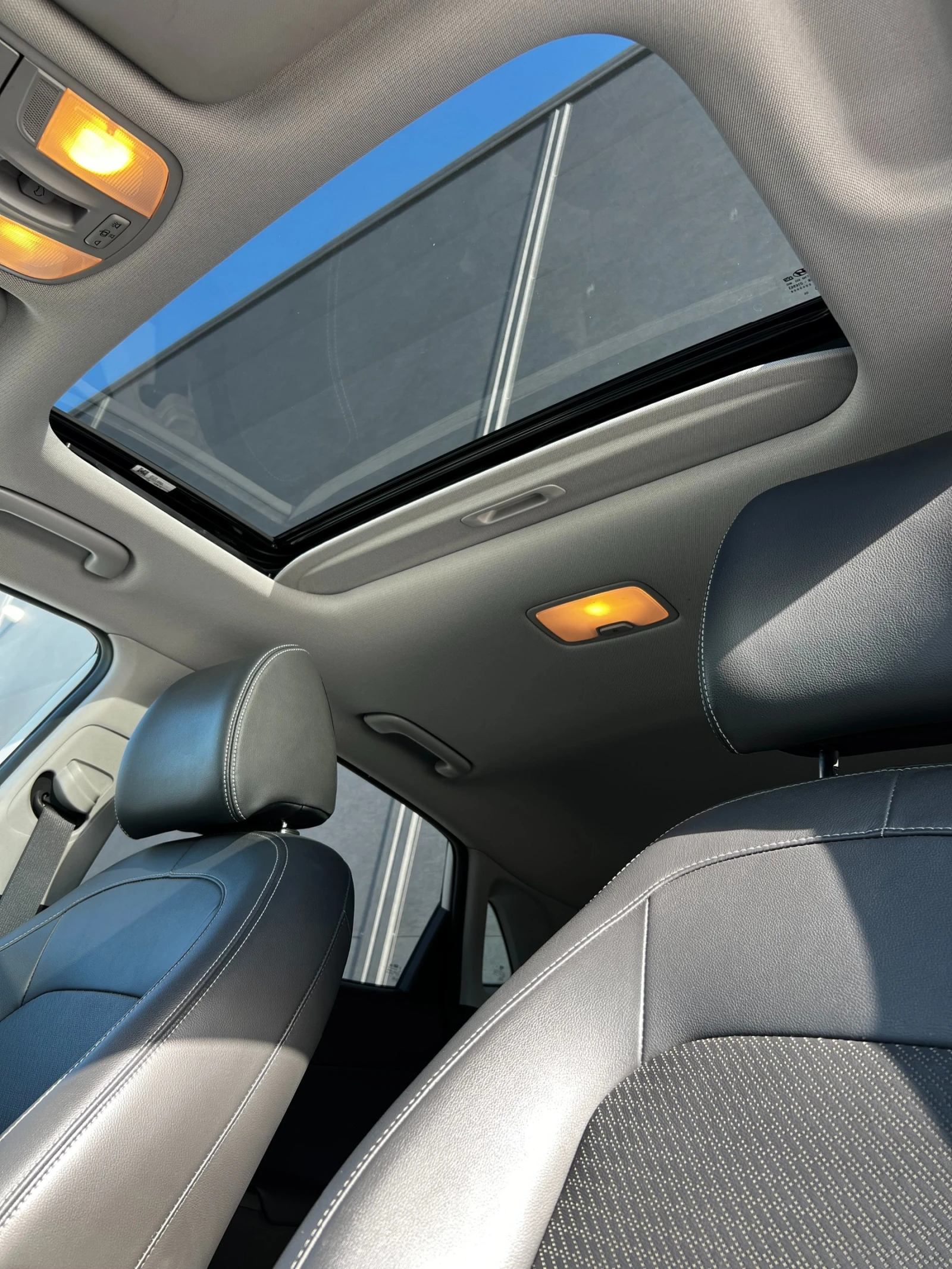 Hyundai Kona Premium 4WD, снимка 16 - Автомобили и джипове - 56252391