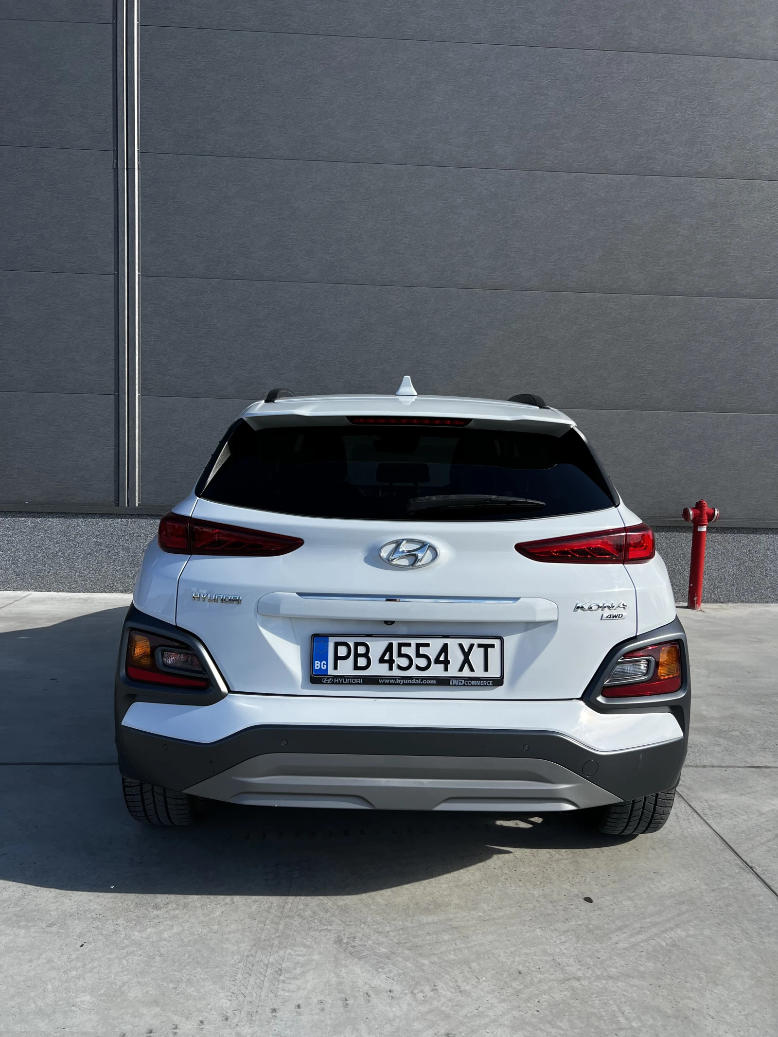 Hyundai Kona Premium 4WD, снимка 6 - Автомобили и джипове - 56252391