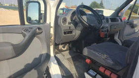 Mercedes-Benz Sprinter 208 Специализиран автомобил за хора с увреждания , снимка 10