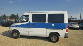 Mercedes-Benz Sprinter 208 Специализиран автомобил за хора с увреждания , снимка 3