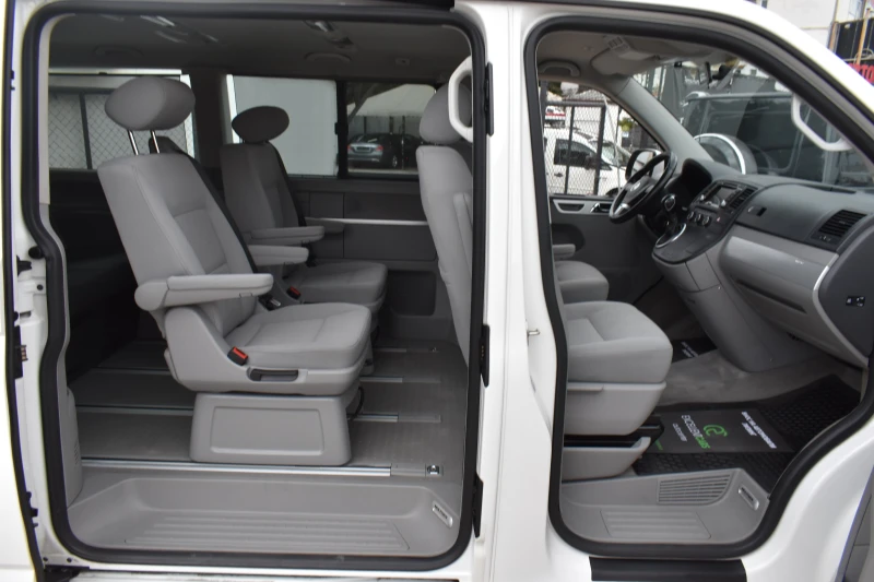 VW Multivan 2.0ТDI* 6+ 1места* 4х4, снимка 13 - Бусове и автобуси - 51933093