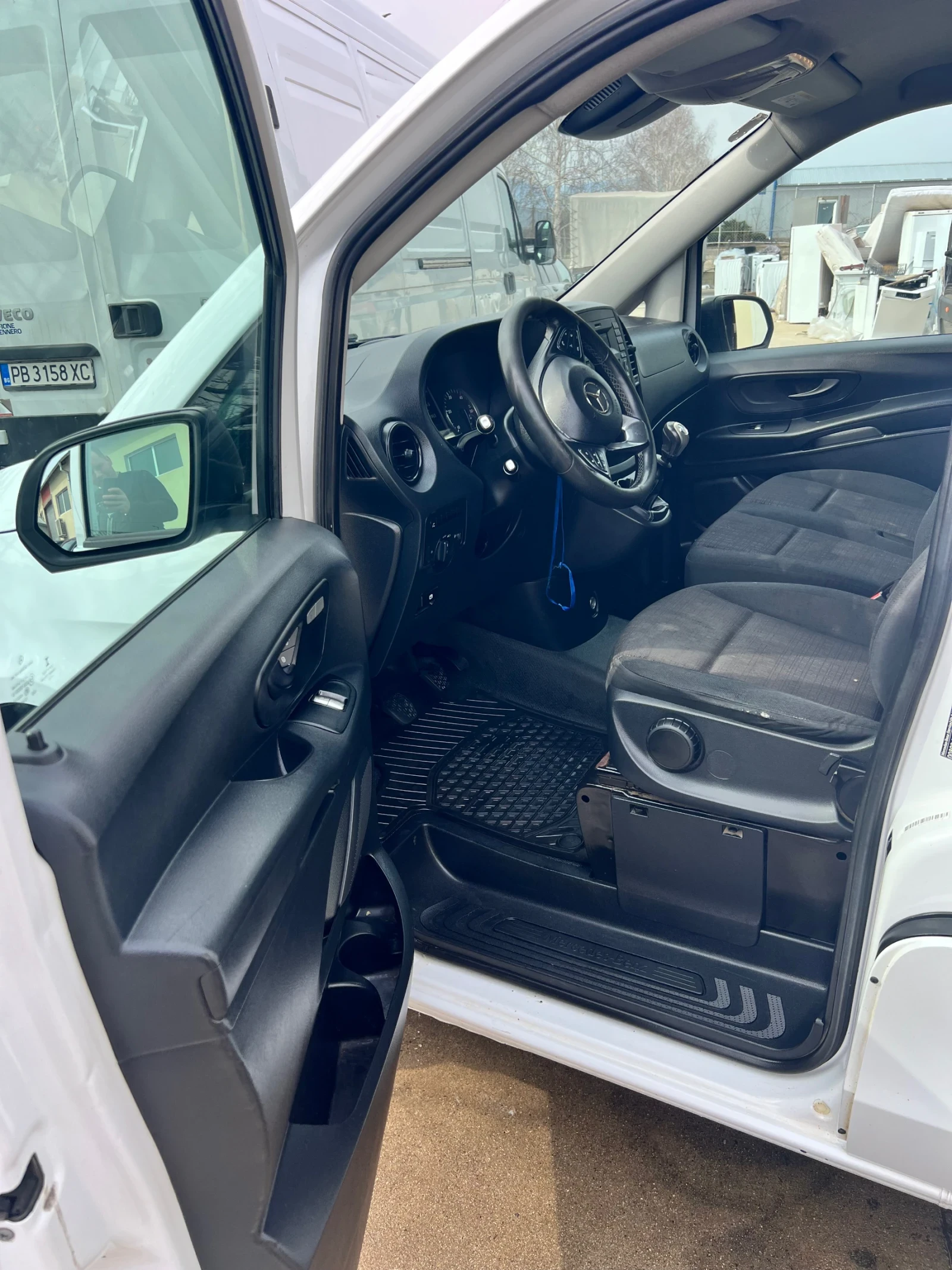 Mercedes-Benz Vito 111CDI MAXI, снимка 4 - Бусове и автобуси - 54190728