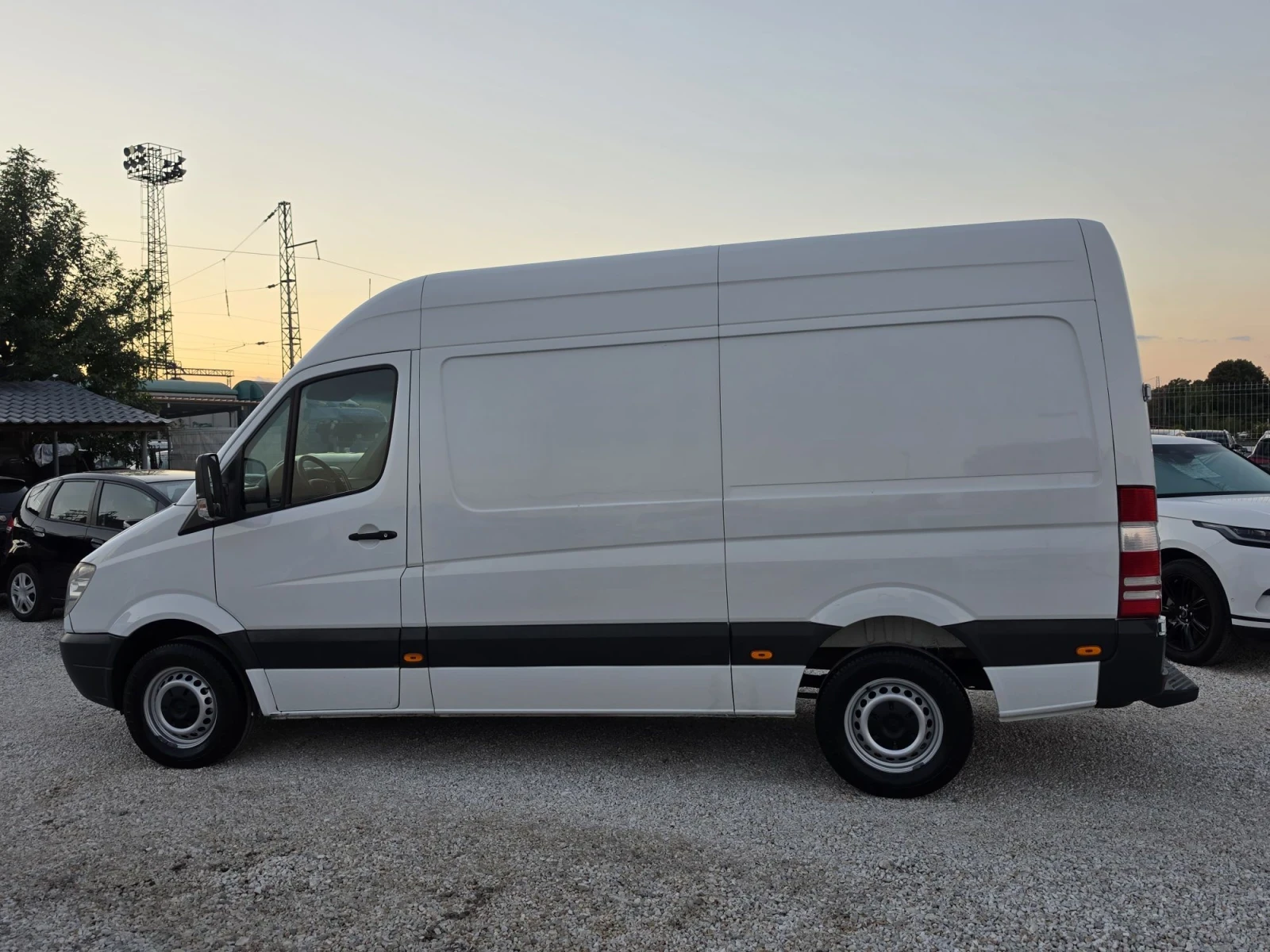 Mercedes-Benz Sprinter 318 3.0 CDI , снимка 8 - Бусове и автобуси - 56120633