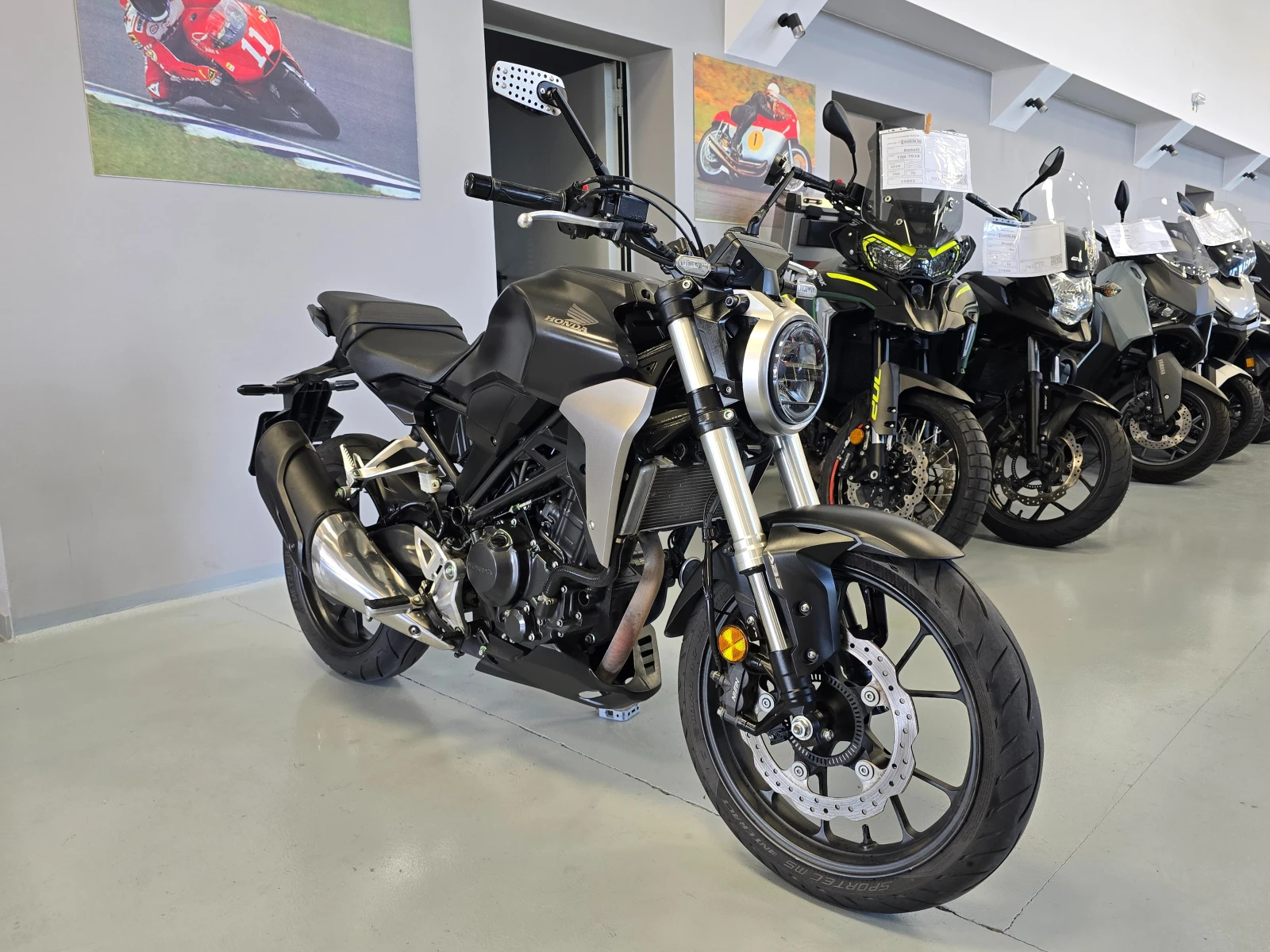 Honda Cb 300R, ABS, 2018г., снимка 2 - Мотоциклети и мототехника - 55584250