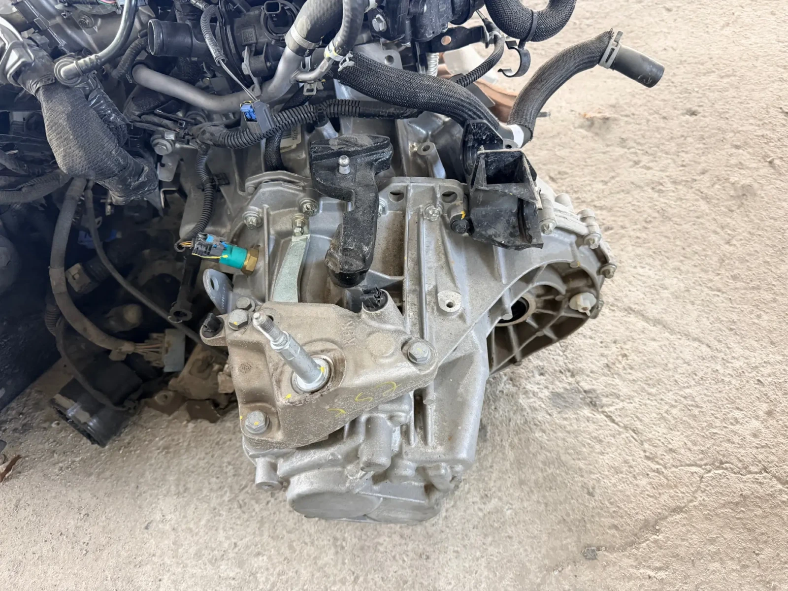 TL4 B 374 B002914 ����� 6 �������� ��������� ����� RENAULT EXPRSS 1.3Tce 2023  TL4B374  | Mobile.bg � ����������� 4