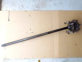 Полуоска задна лява Ланд Ровър Дискавъри тд5 