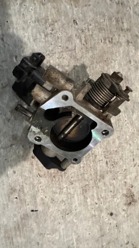 Дроселова Клапа за Kia Rio 2005 - 0K9A220660A / 0280140571 / 9541930  /  9600930007, снимка 2 - Части - 52897161