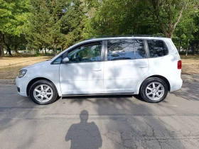 VW Touran 2015г, LED, Ксенон, камера за задно, навигация , снимка 8