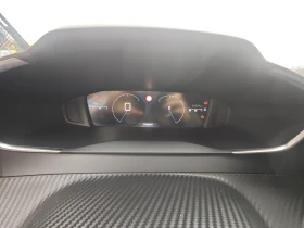 Peugeot 2008 ALLURE 1.2 ГАРАНЦИЯ до 10.2028, снимка 10