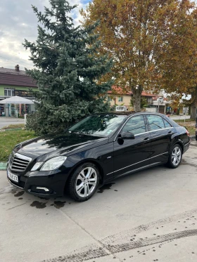 Mercedes-Benz E 220 Avangard, снимка 3