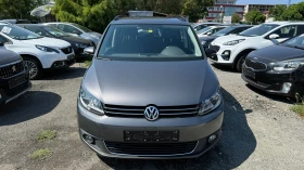 VW Touran Внос ШВЕЙЦАРИЯ!PDC, NAVI, Темпомат, Камера, Tel, 7, снимка 2