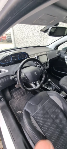 Peugeot 2008 1.6 HDI AUTOMAT | Mobile.bg    7