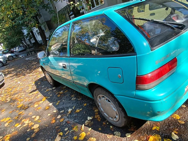 Suzuki Swift 1.0 i, снимка 4 - Автомобили и джипове - 47560277