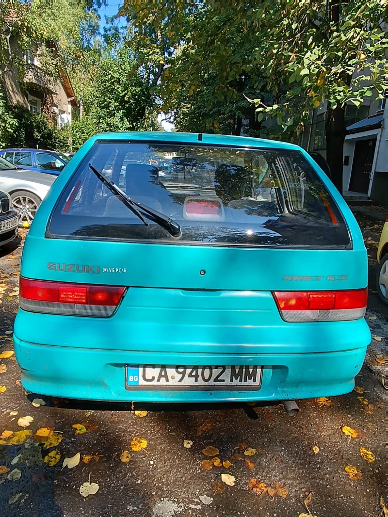 Suzuki Swift 1.0 i, снимка 3 - Автомобили и джипове - 47560277