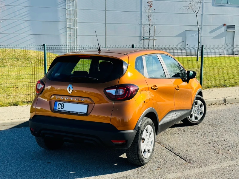 Renault Captur 1.5 dCi, снимка 4 - Автомобили и джипове - 48082730