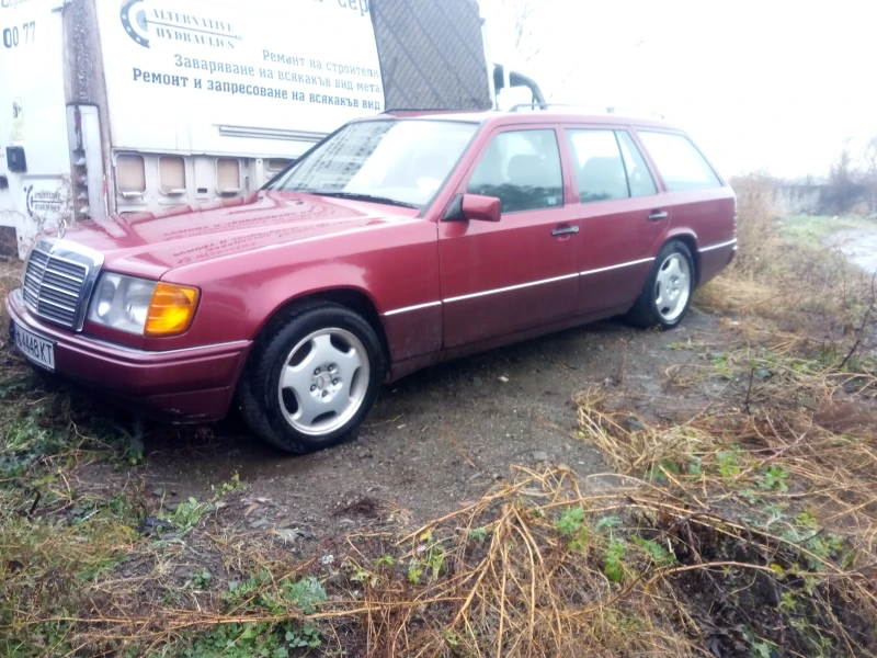 Mercedes-Benz 124 2.5, снимка 1 - Автомобили и джипове - 48174932