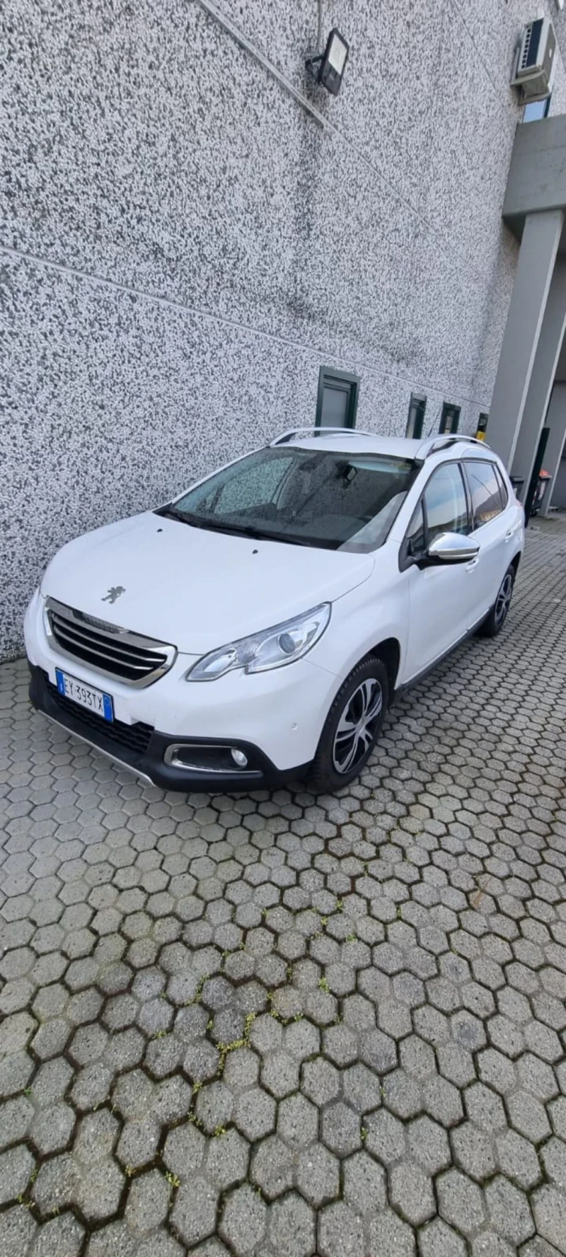 Peugeot 2008 1.6 HDI AUTOMAT, снимка 1 - Автомобили и джипове - 49454700