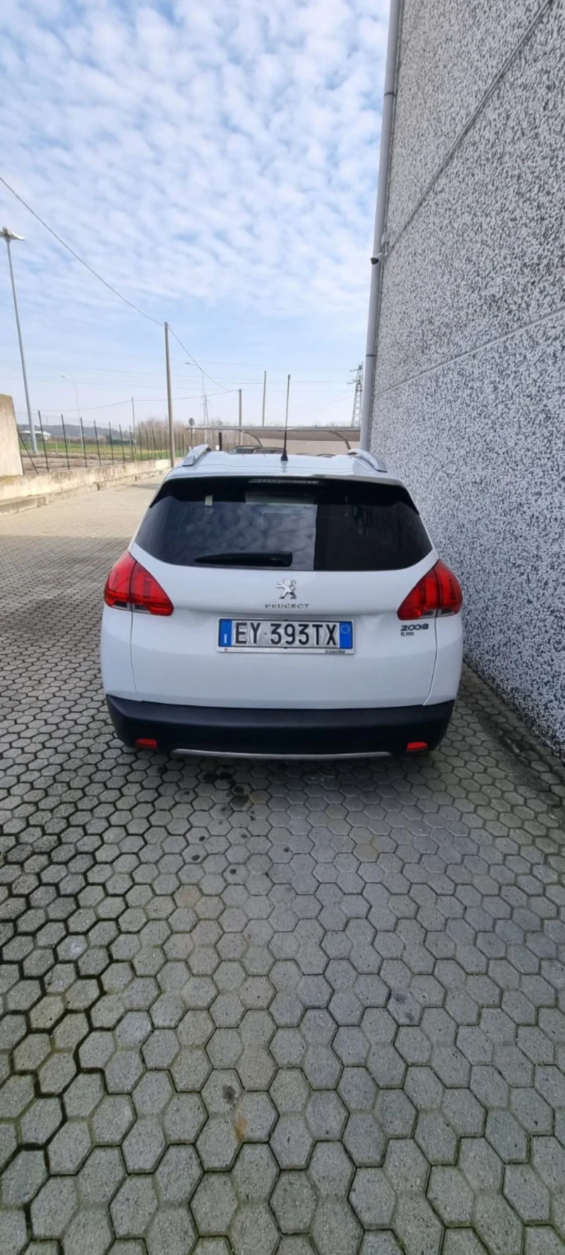 Peugeot 2008 1.6 HDI AUTOMAT, снимка 3 - Автомобили и джипове - 49454700