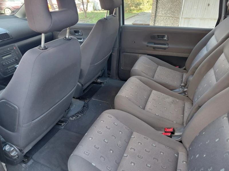 VW Sharan 1.9 TDI 4x4 116 к с, снимка 9 - Автомобили и джипове - 52592967