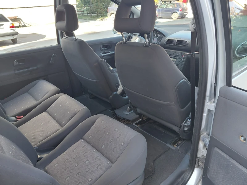 VW Sharan 1.9 TDI 4x4 116 к с, снимка 10 - Автомобили и джипове - 52592967