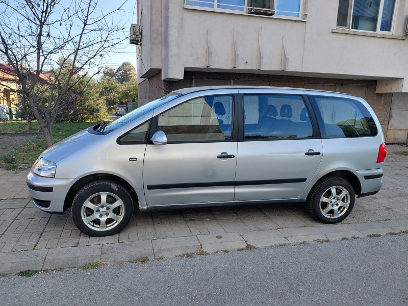 VW Sharan 1.9 TDI 4x4 116 к с, снимка 4 - Автомобили и джипове - 52592967