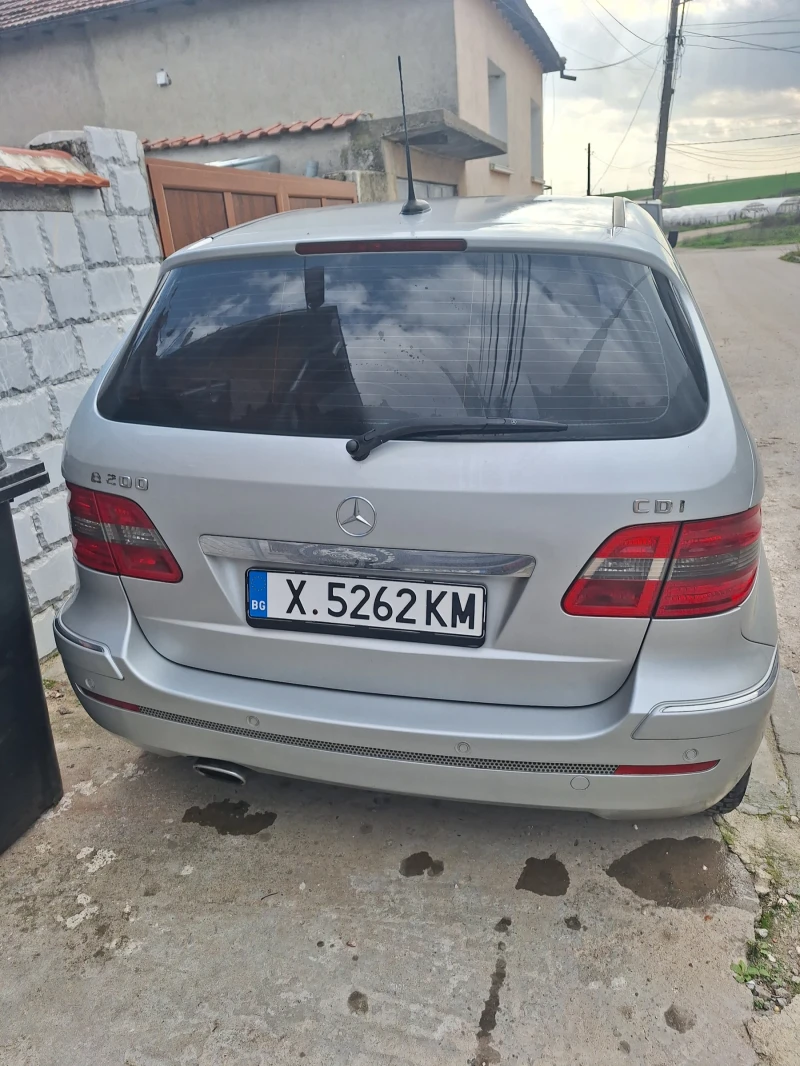 Mercedes-Benz B 200, снимка 4 - Автомобили и джипове - 52501360