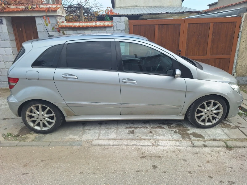 Mercedes-Benz B 200, снимка 3 - Автомобили и джипове - 52501360