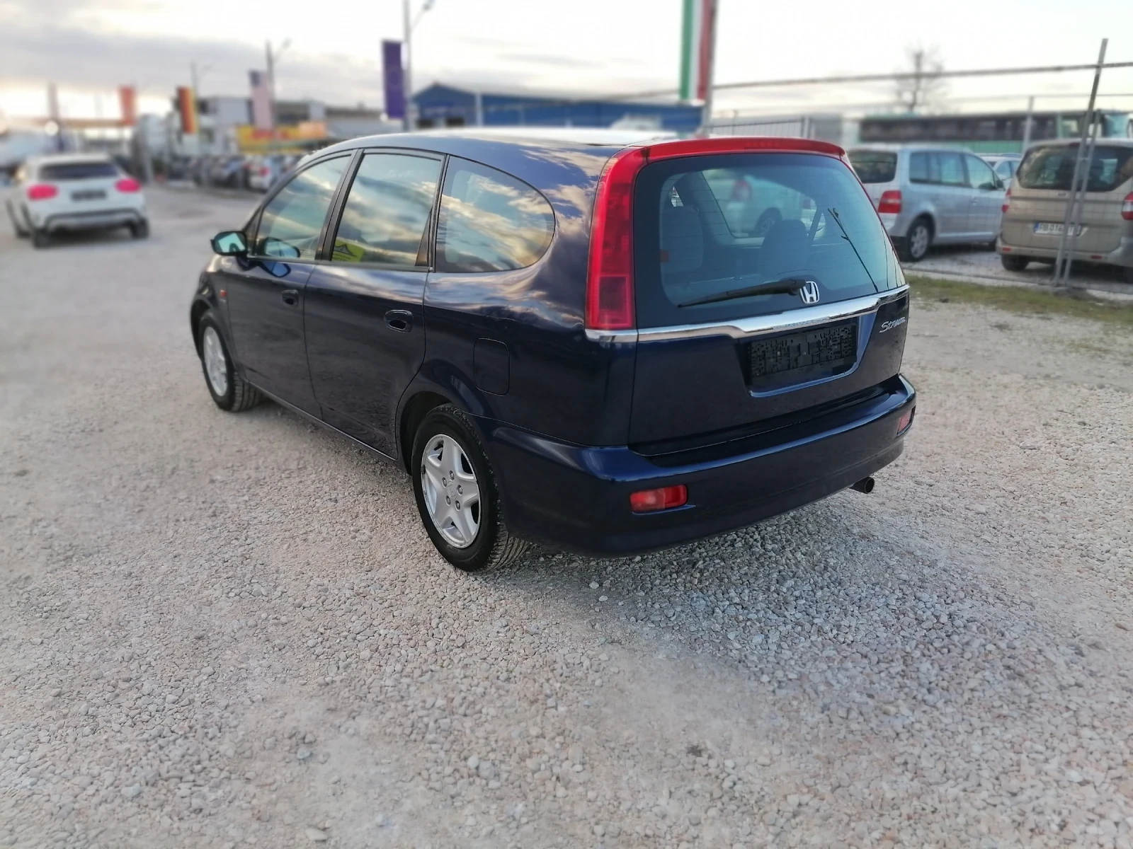 Honda Stream  - изображение 4