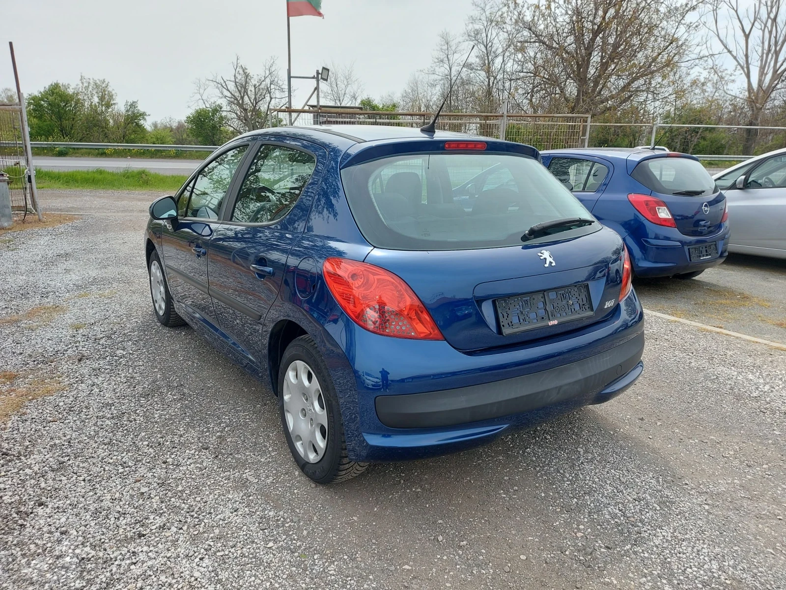 Peugeot 207 1.6 HDI  - изображение 4