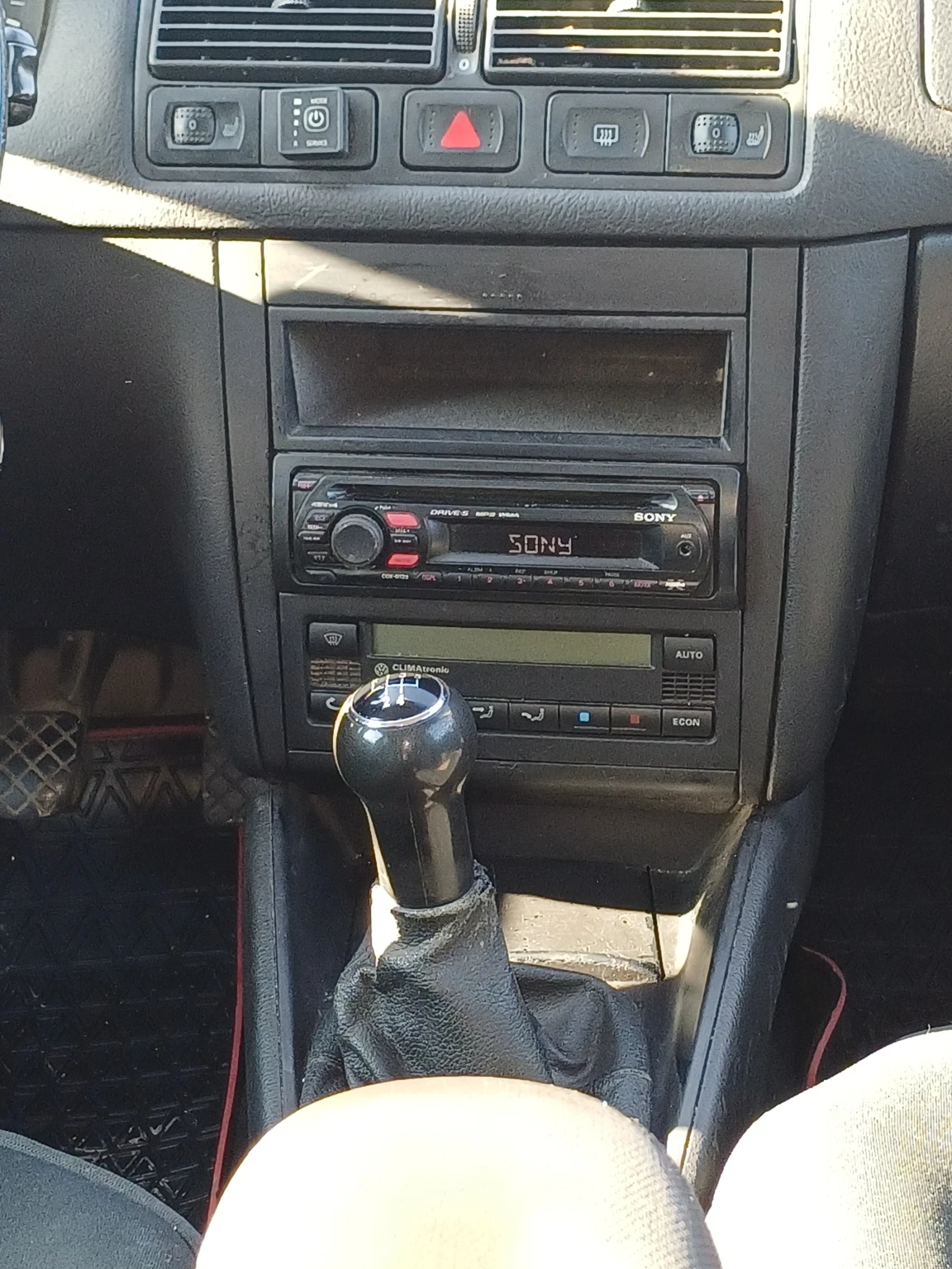 VW Golf 4 /1, 6 ГАЗ - изображение 7