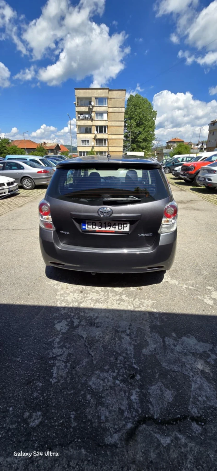 Toyota Verso 2.0 - изображение 3