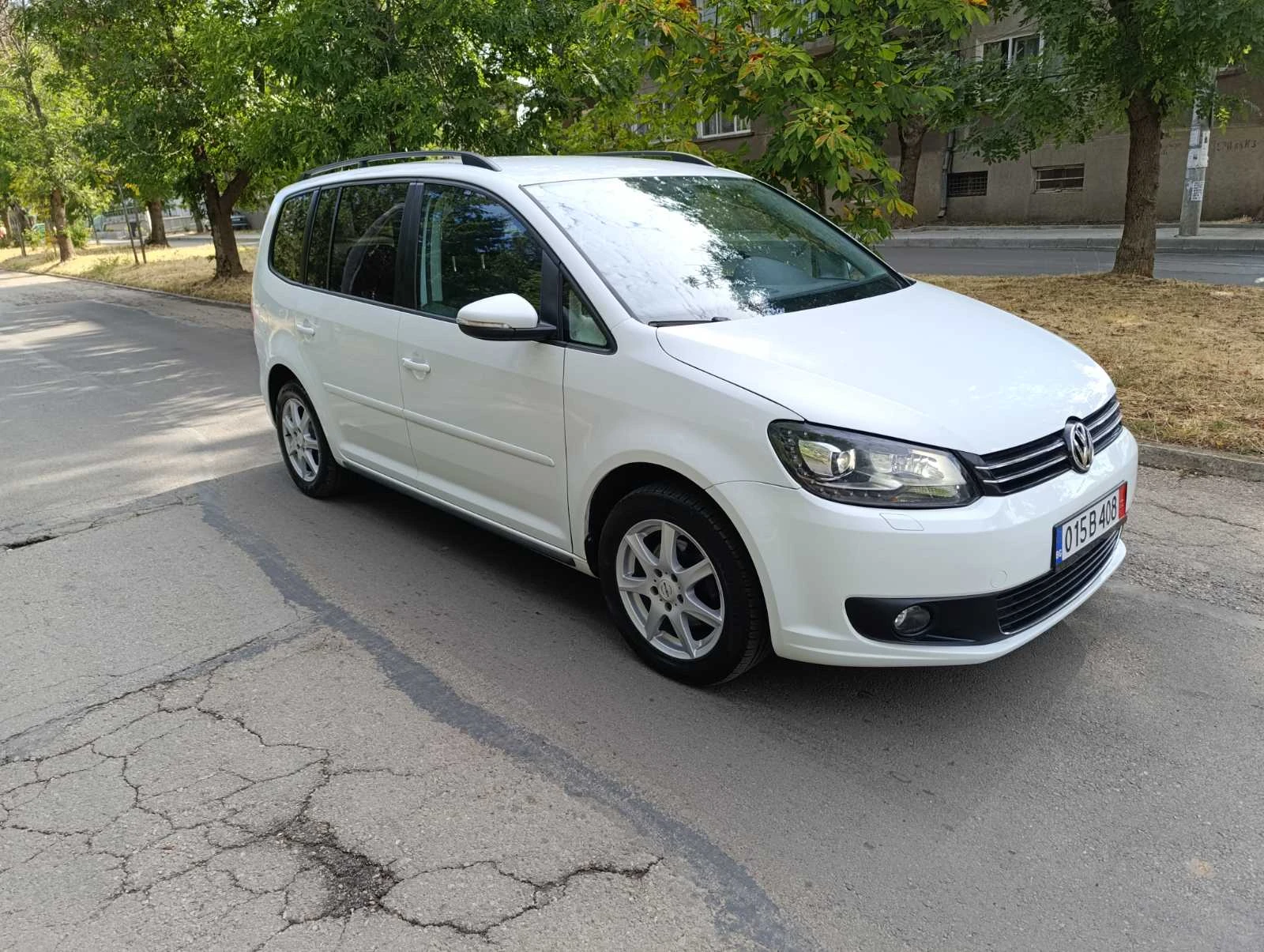 VW Touran LED, Ксенон, камера за задно виждане  - изображение 3