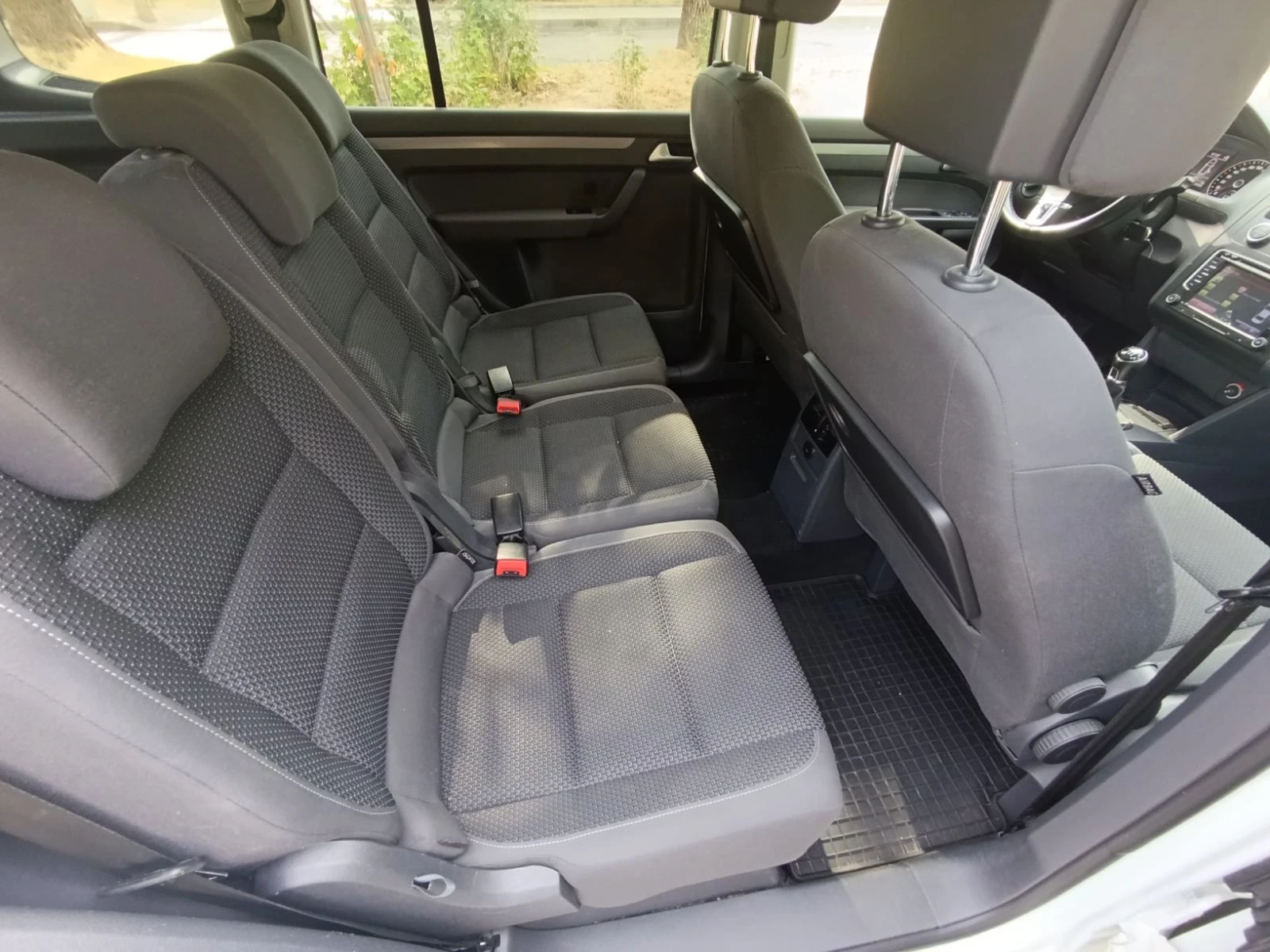 VW Touran 2015, LED, ,   ,   | Mobile.bg   14